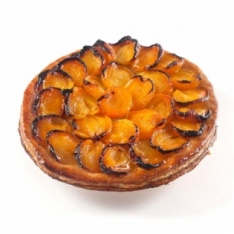 Apricot puff pastry